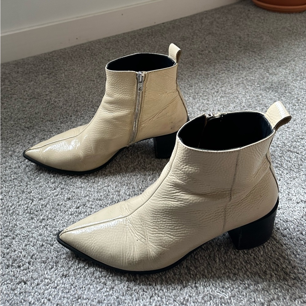 Everlane Boss Boot - Picture 2 of 7